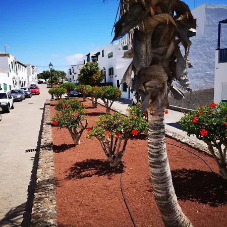 Anaca Apartman *